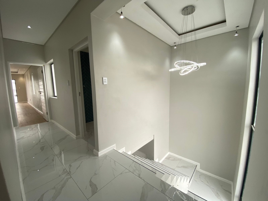 4 Bedroom Property for Sale in Sandown Western Cape